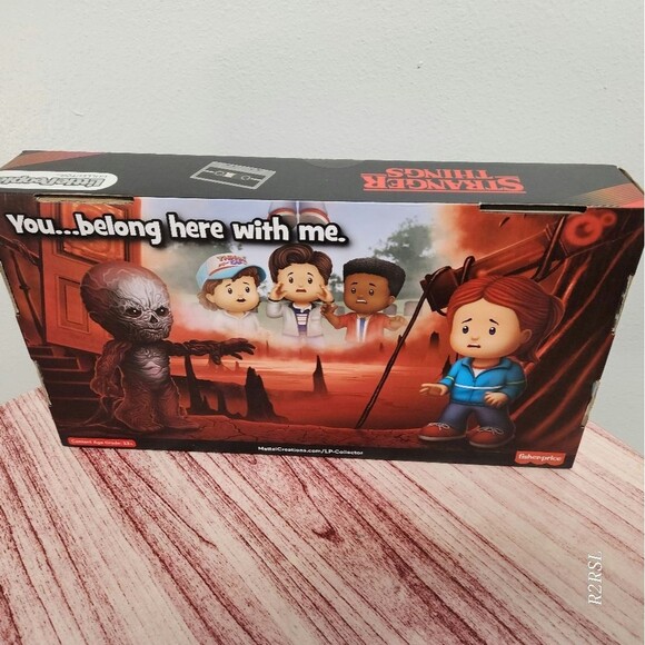 FP Little People Collector: Stranger Things Max's Song Collector Set NIB - Picture 5 of 9